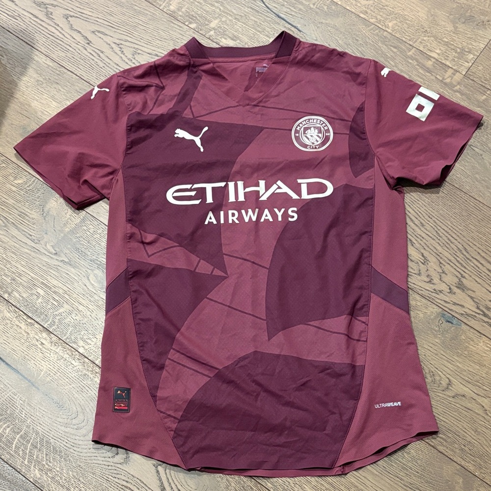 Manchester City Men’s Puma Soccer Jersey Medium